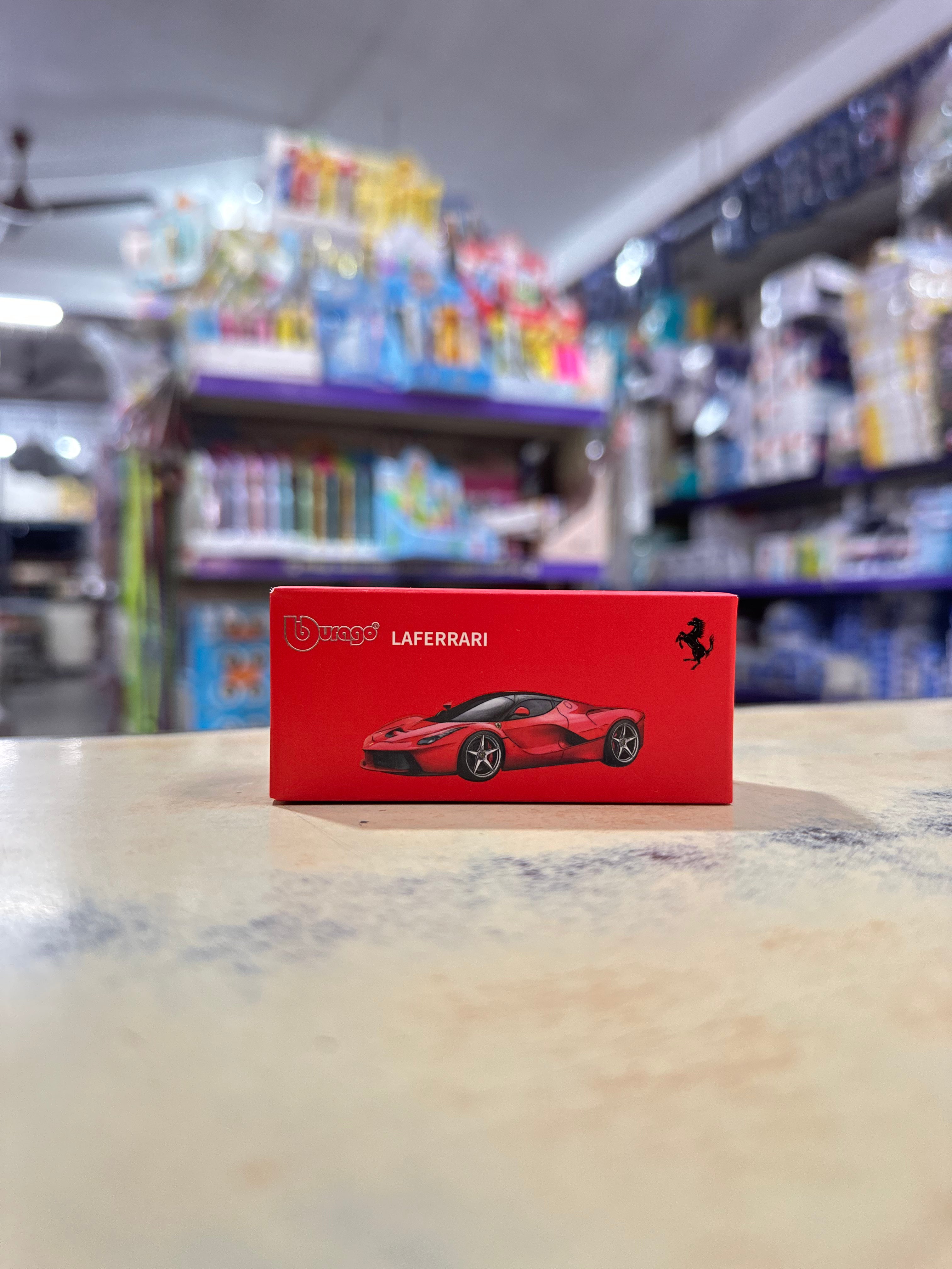 1:64 LA FERRARI